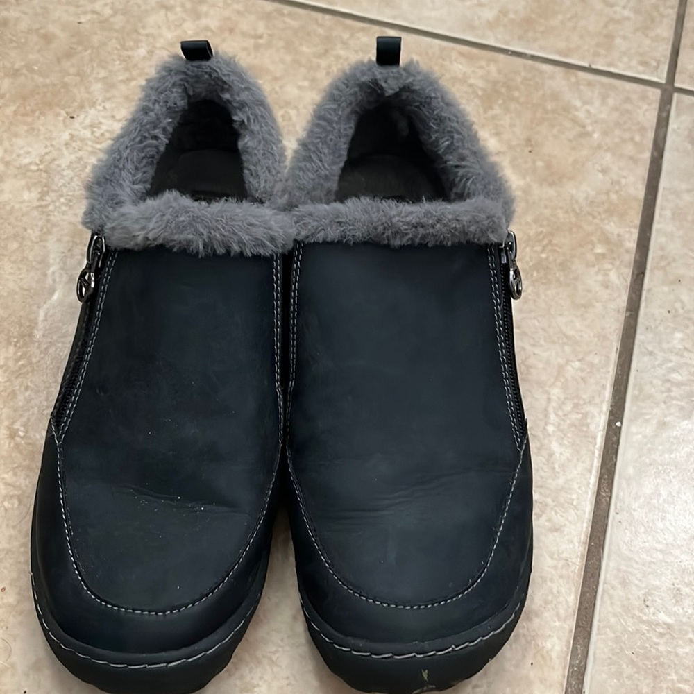 Like new comfy shoes